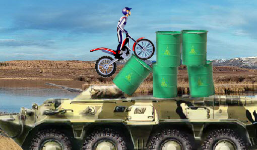 BIKE MANIA 5  military